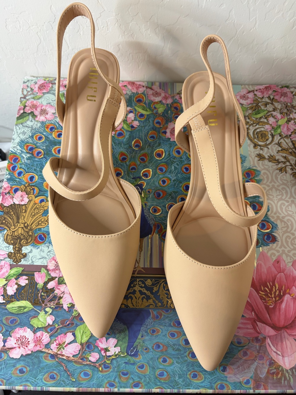 IDIFU Nude Nubuck Closed Toe Pointed Slingback Kitten Pumps Size 12